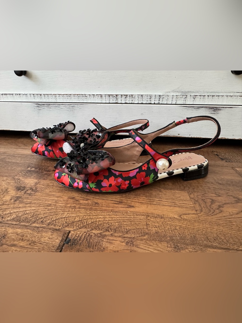 New Betsey Johnson Livy Black Poppy Floral Slingback Shoes Women's Size 8.5 - Picture 3 of 8